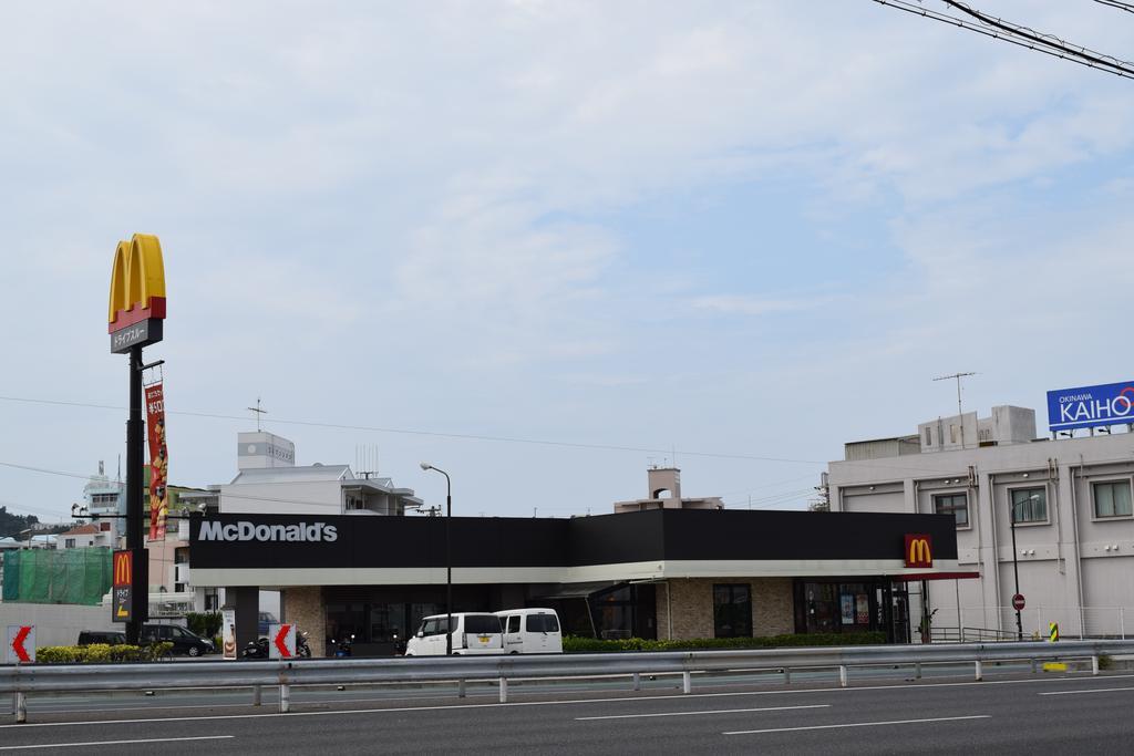 Rainbow Terrace Ginowan Apartment Екстериор снимка