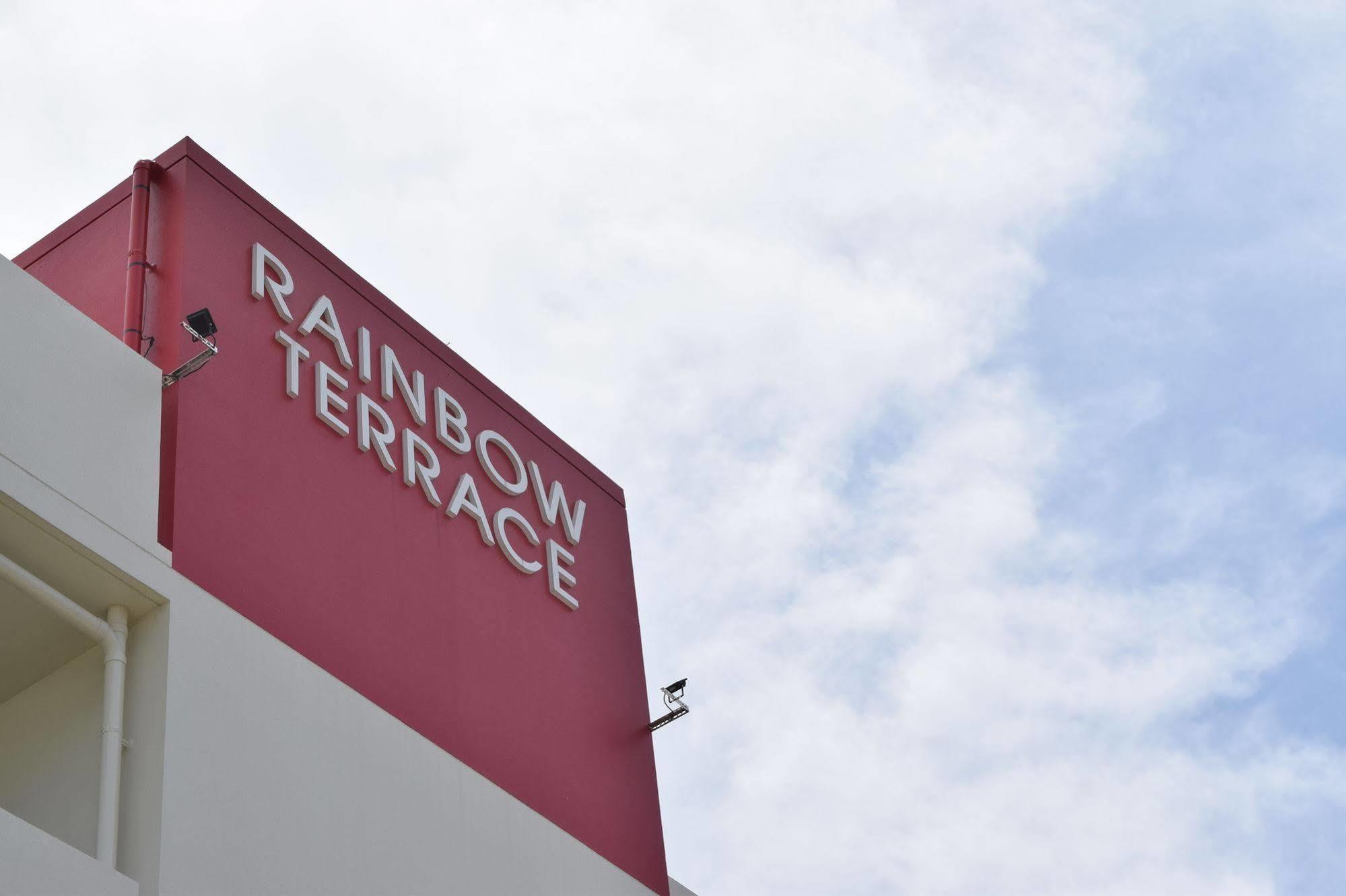 Rainbow Terrace Ginowan Apartment Екстериор снимка