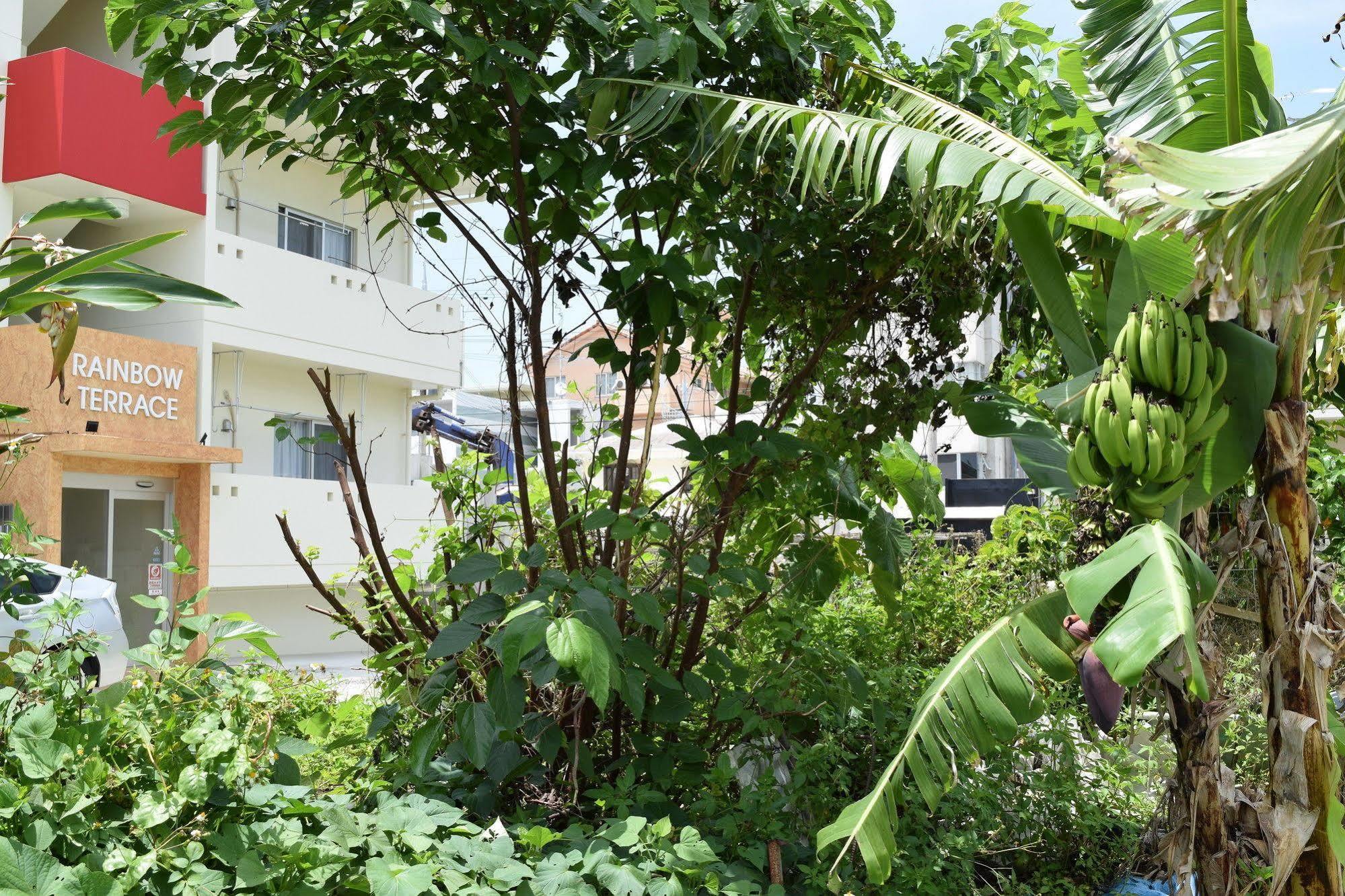 Rainbow Terrace Ginowan Apartment Екстериор снимка