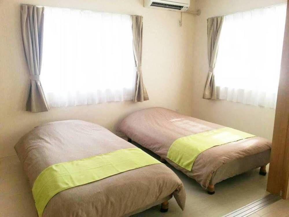 Rainbow Terrace Ginowan Apartment Екстериор снимка