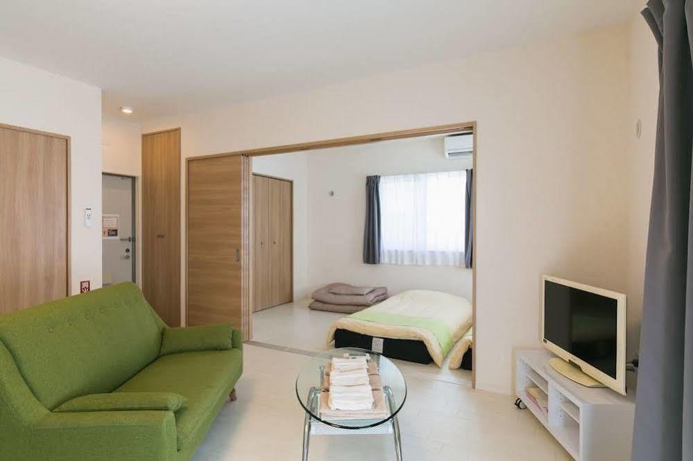 Rainbow Terrace Ginowan Apartment Екстериор снимка
